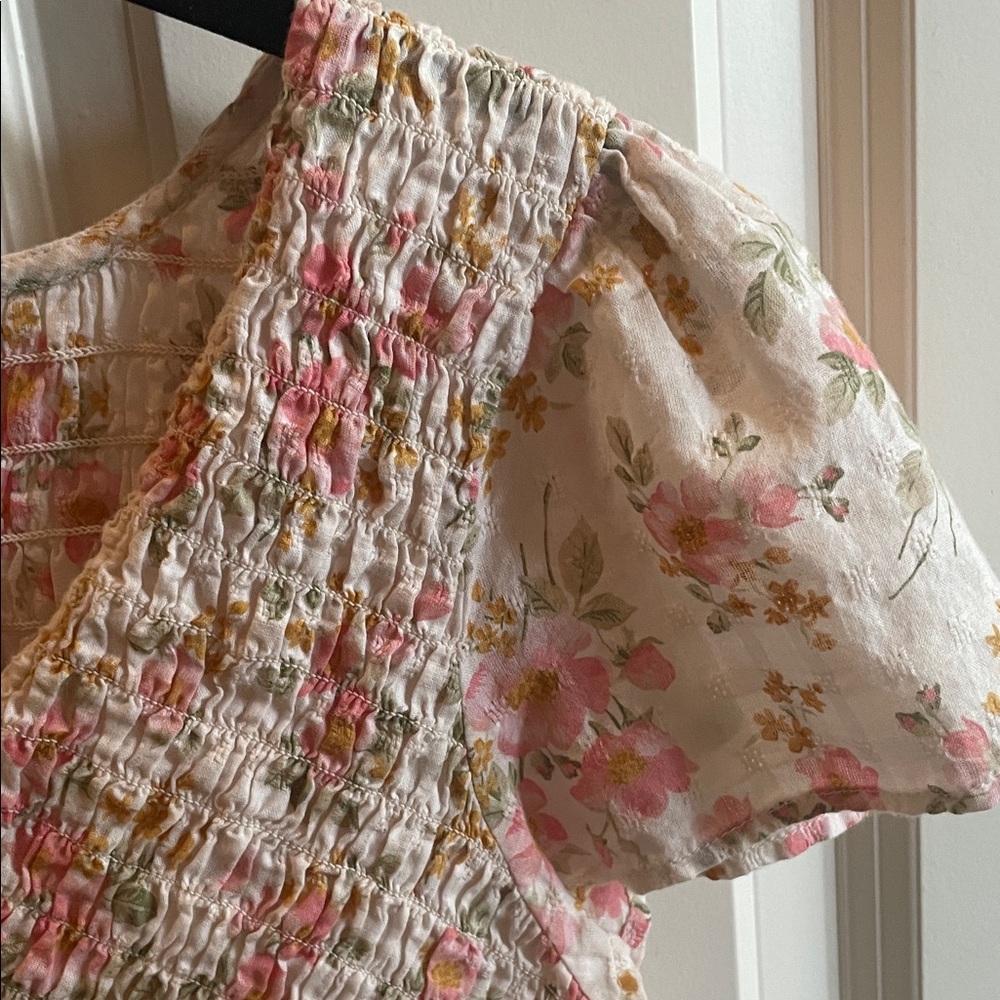 American Eagle Outfitters Pink Floral Smocked Blouse - Picture 2 of 4